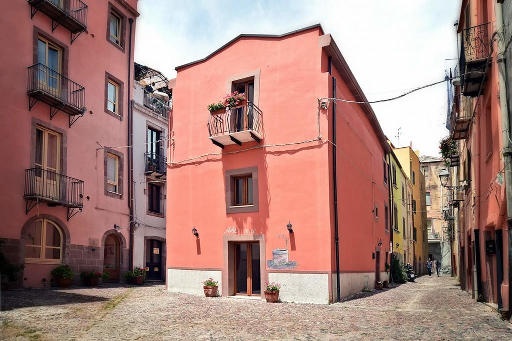 Ada'S Guest House Bosa Exterior foto